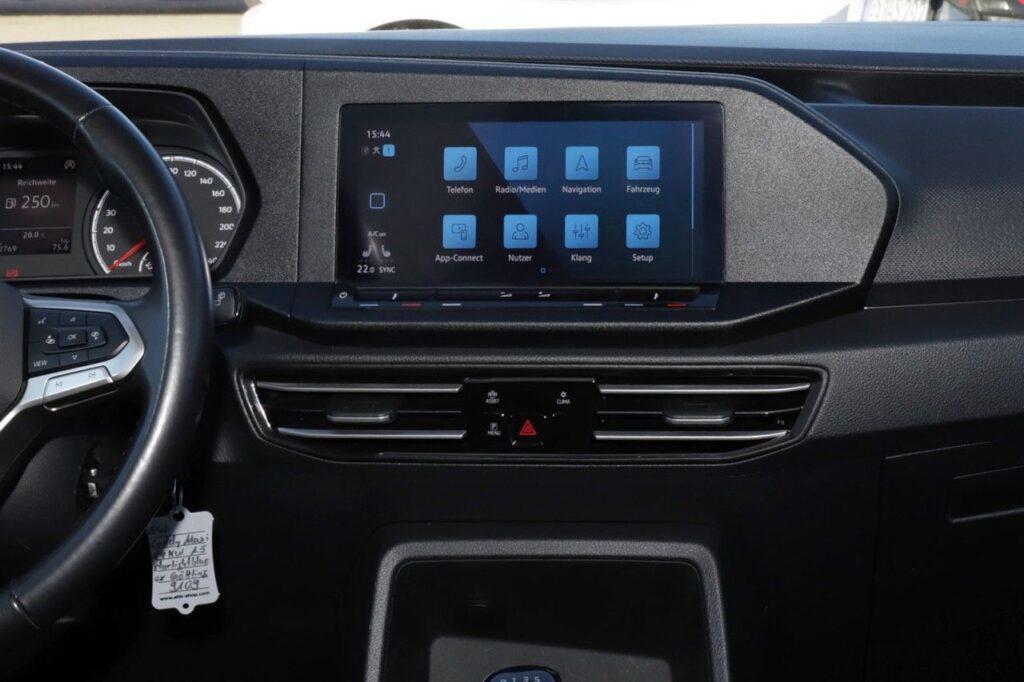 Volkswagen Caddy Maxi Exposé-Bild 12