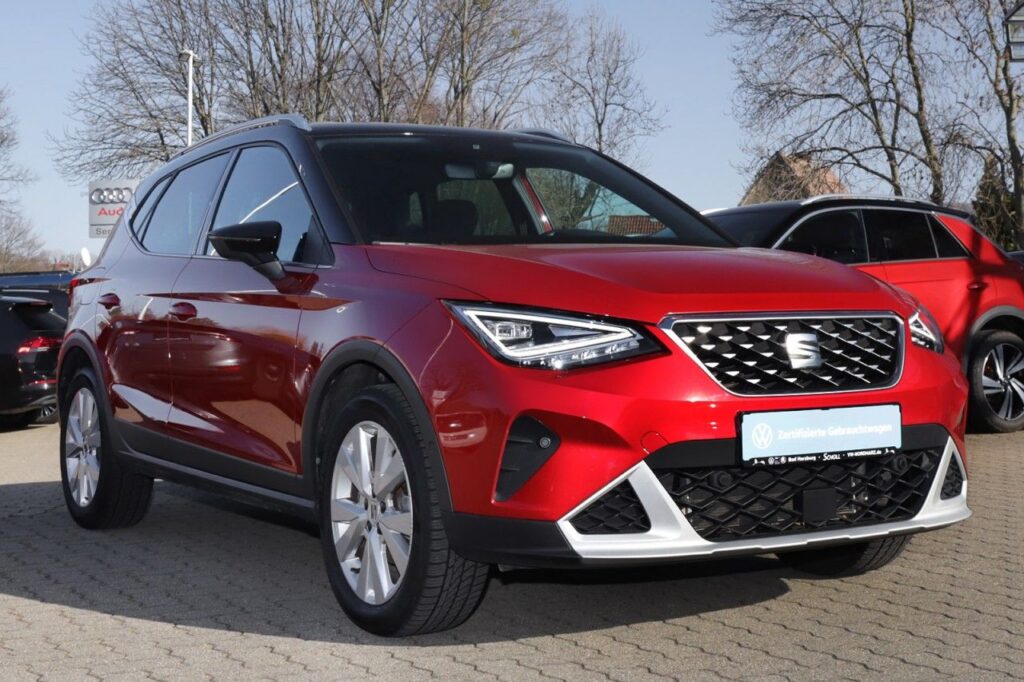 Seat Arona Exposé-Bild 2