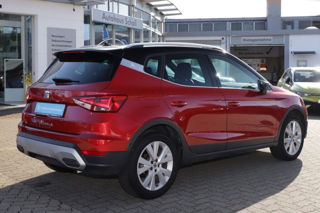 Seat Arona Exposé-Bild 3