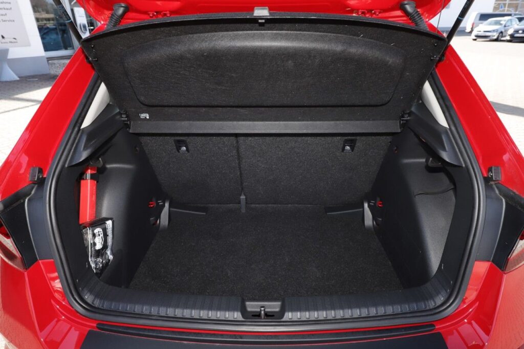 Skoda Fabia Exposé-Bild 6