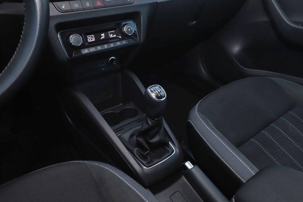 Skoda Fabia Exposé-Bild 14