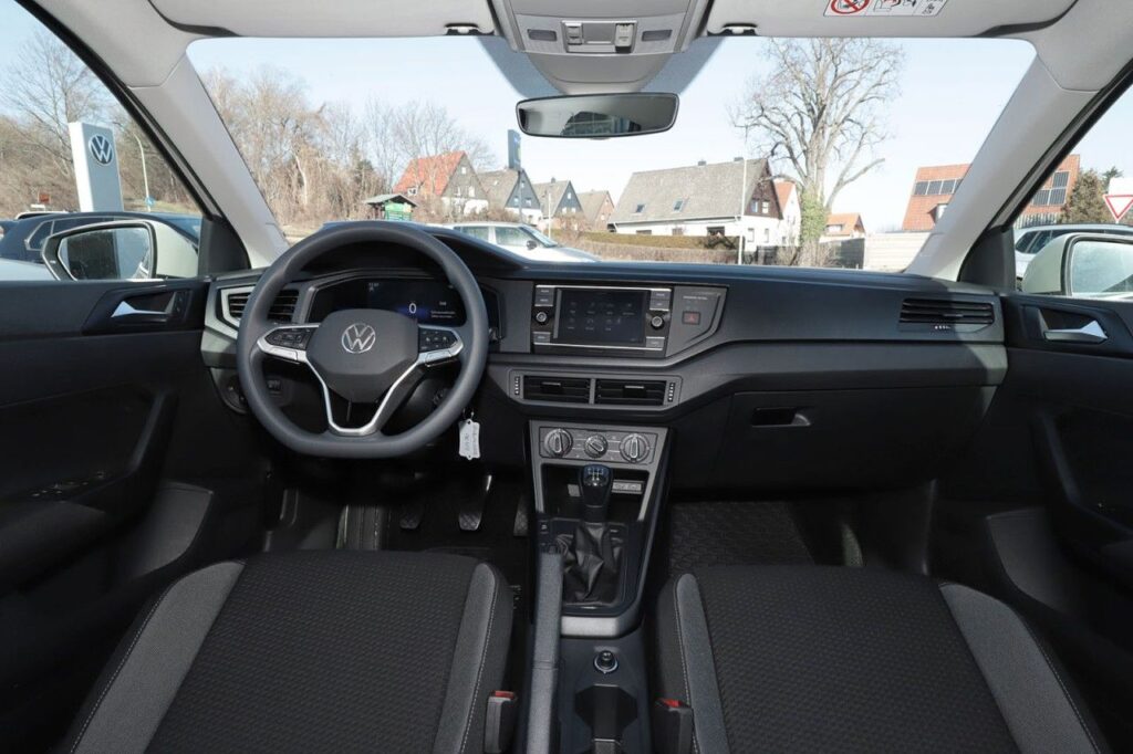 Volkswagen Polo Exposé-Bild 10