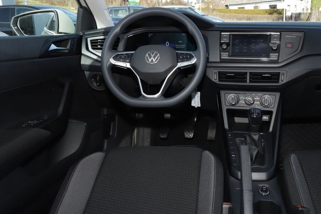 Volkswagen Polo Exposé-Bild 11