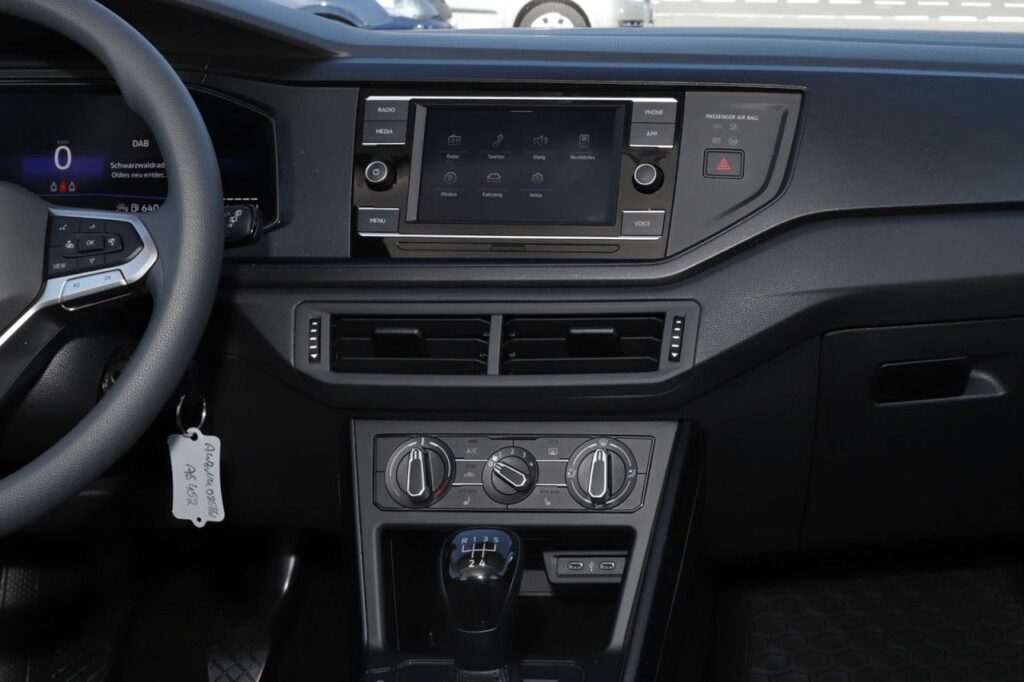 Volkswagen Polo Exposé-Bild 12