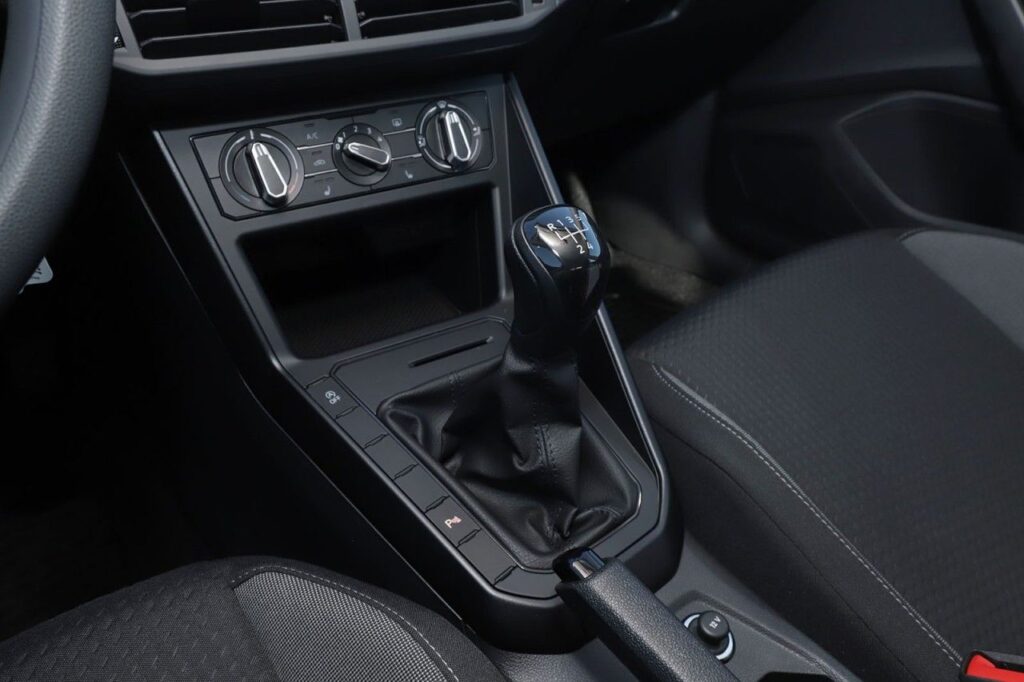 Volkswagen Polo Exposé-Bild 14