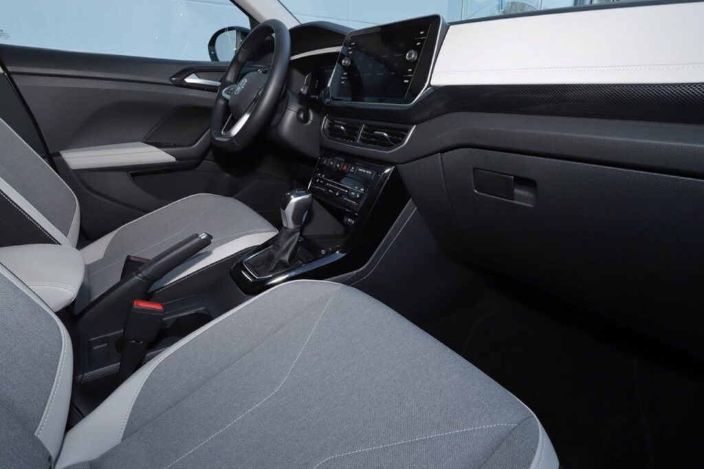 Volkswagen T-Cross Exposé-Bild 8
