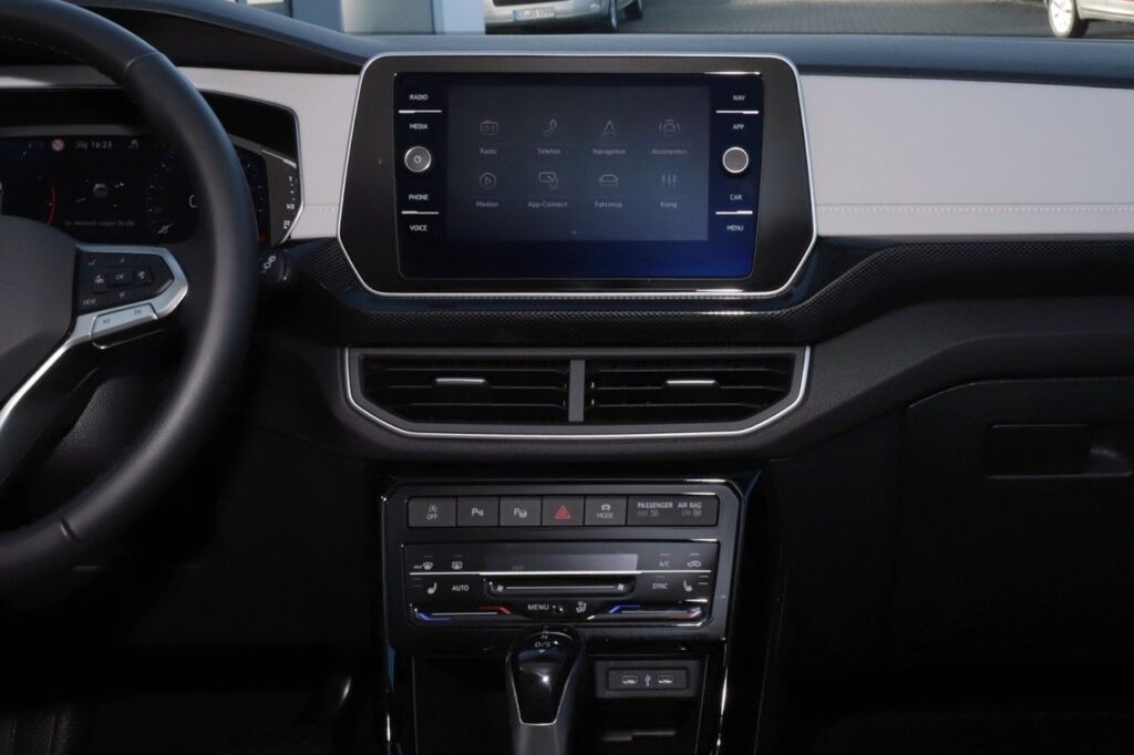 Volkswagen T-Cross Exposé-Bild 12