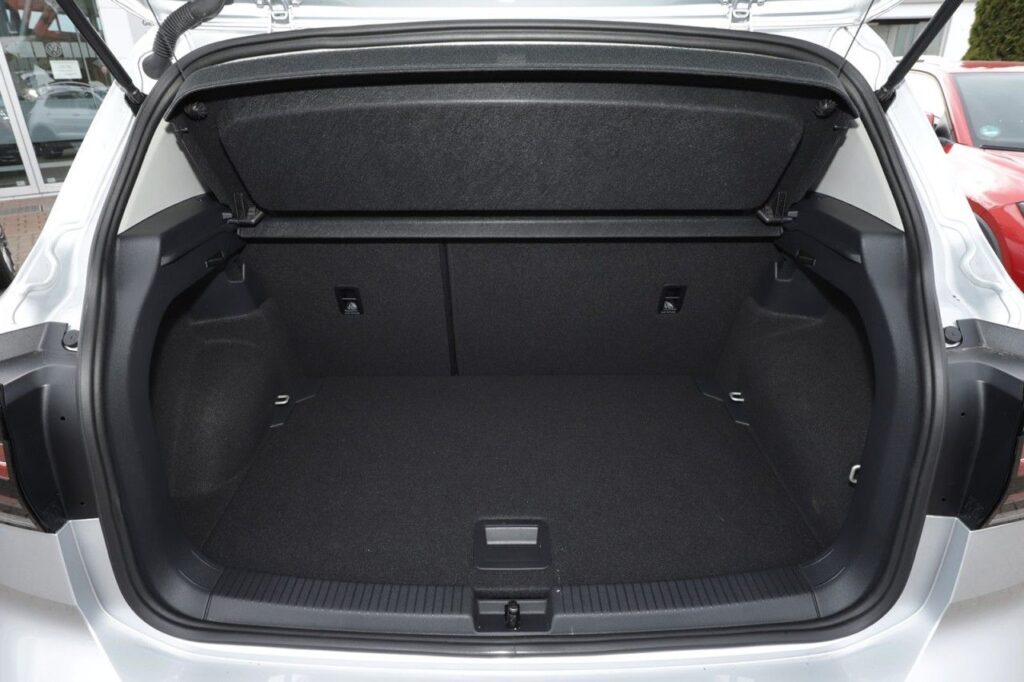 Volkswagen T-Cross Exposé-Bild 6