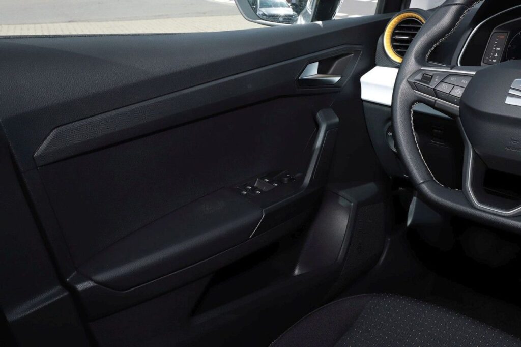 Seat Ibiza Exposé-Bild 15