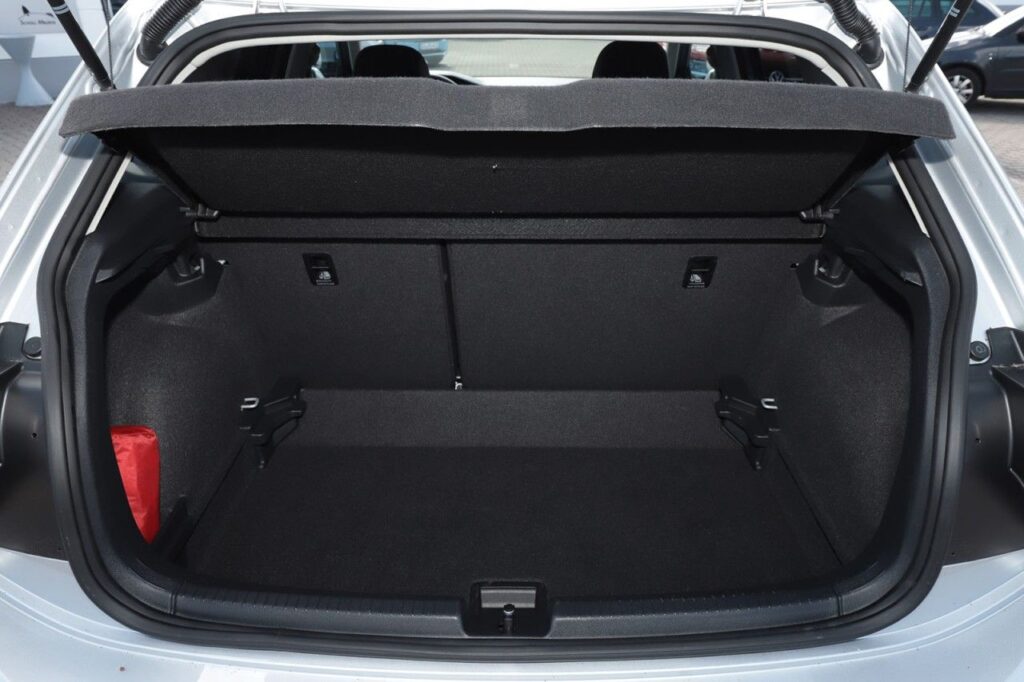 Volkswagen Polo Exposé-Bild 6