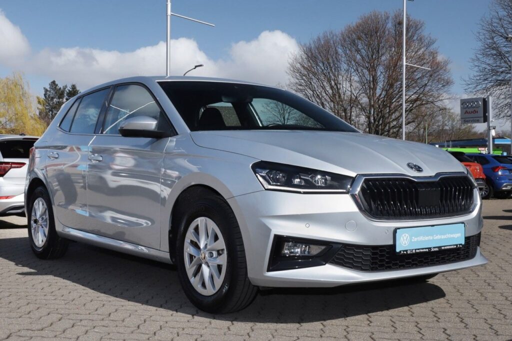 Skoda Fabia Exposé-Bild 2