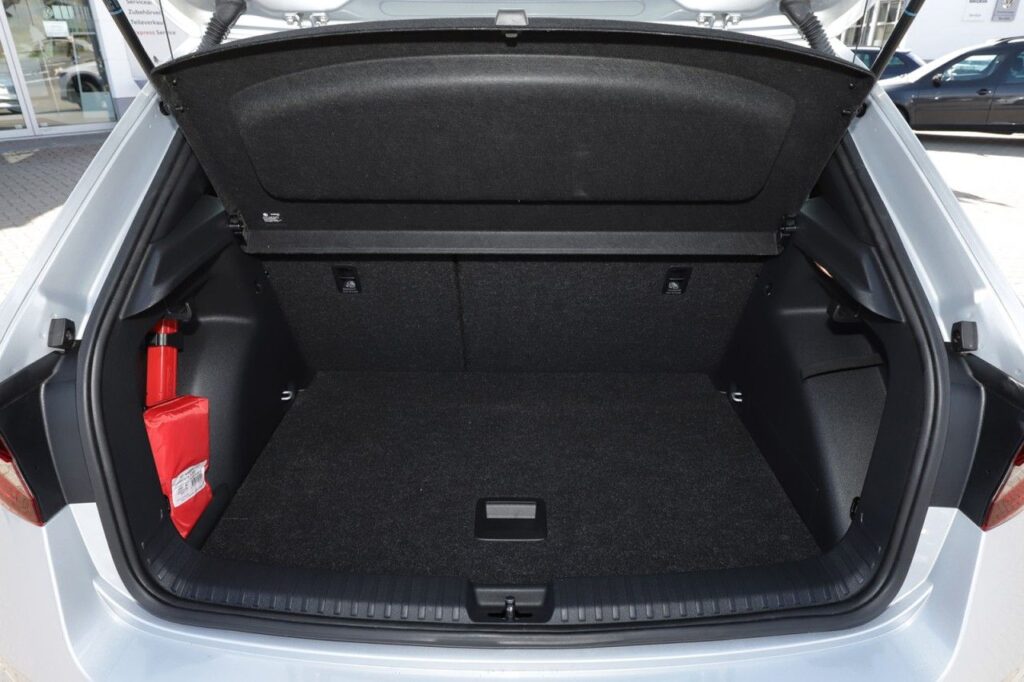 Skoda Fabia Exposé-Bild 6