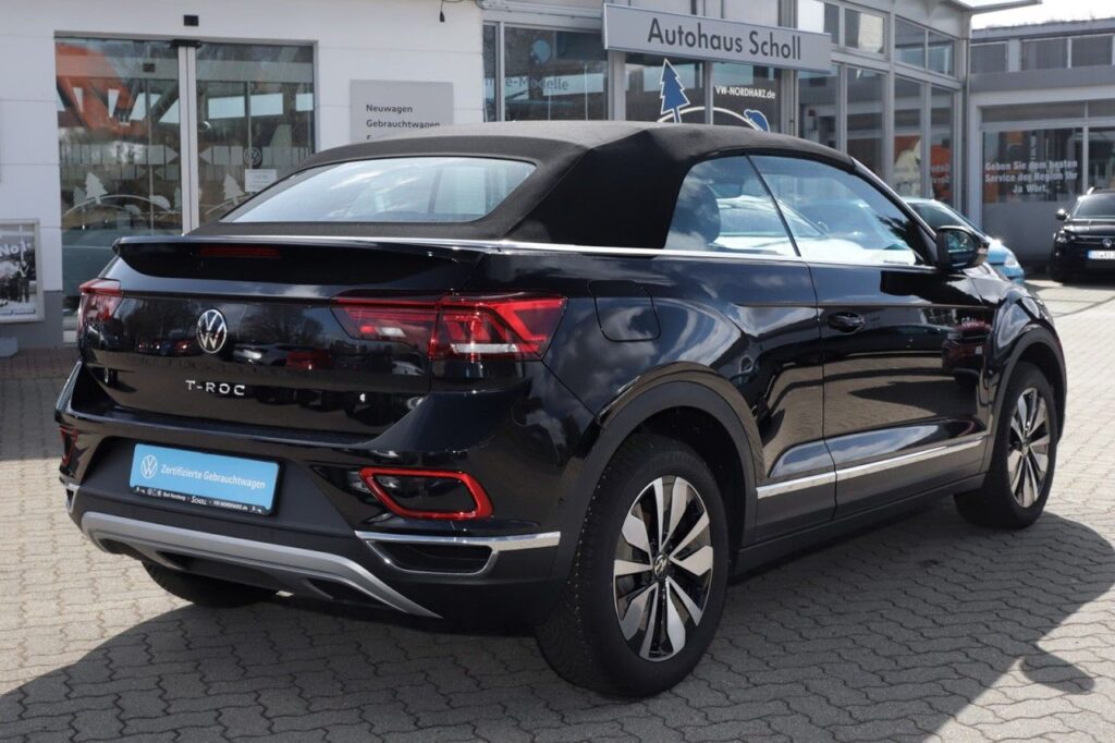Volkswagen T-Roc Exposé-Bild 3