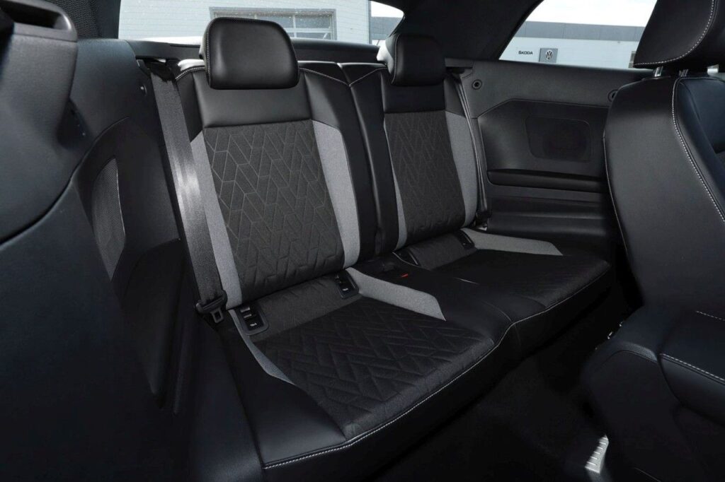 Volkswagen T-Roc Exposé-Bild 9