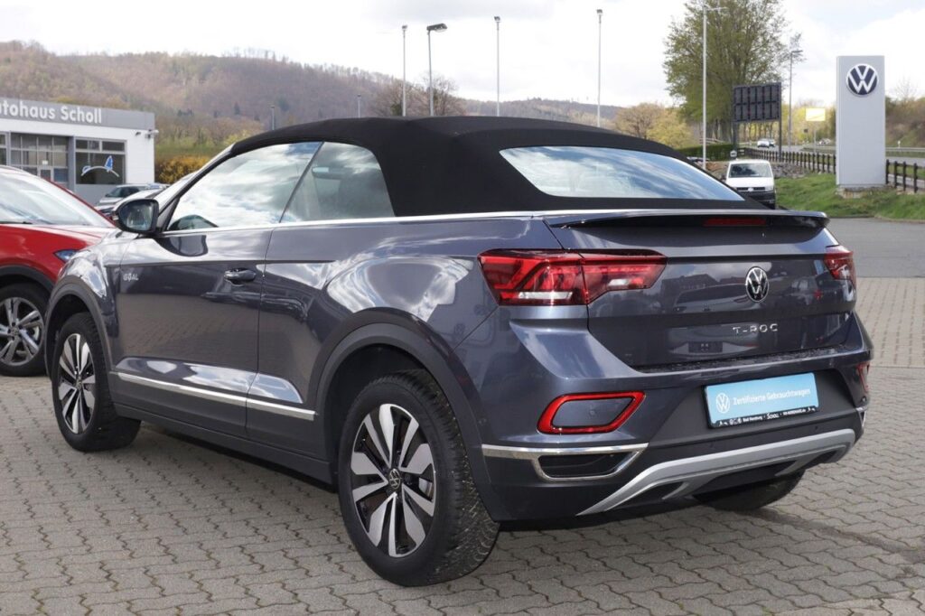 Volkswagen T-Roc Exposé-Bild 4