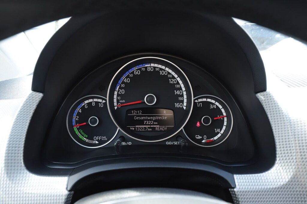 Volkswagen e-up! Exposé-Bild 16