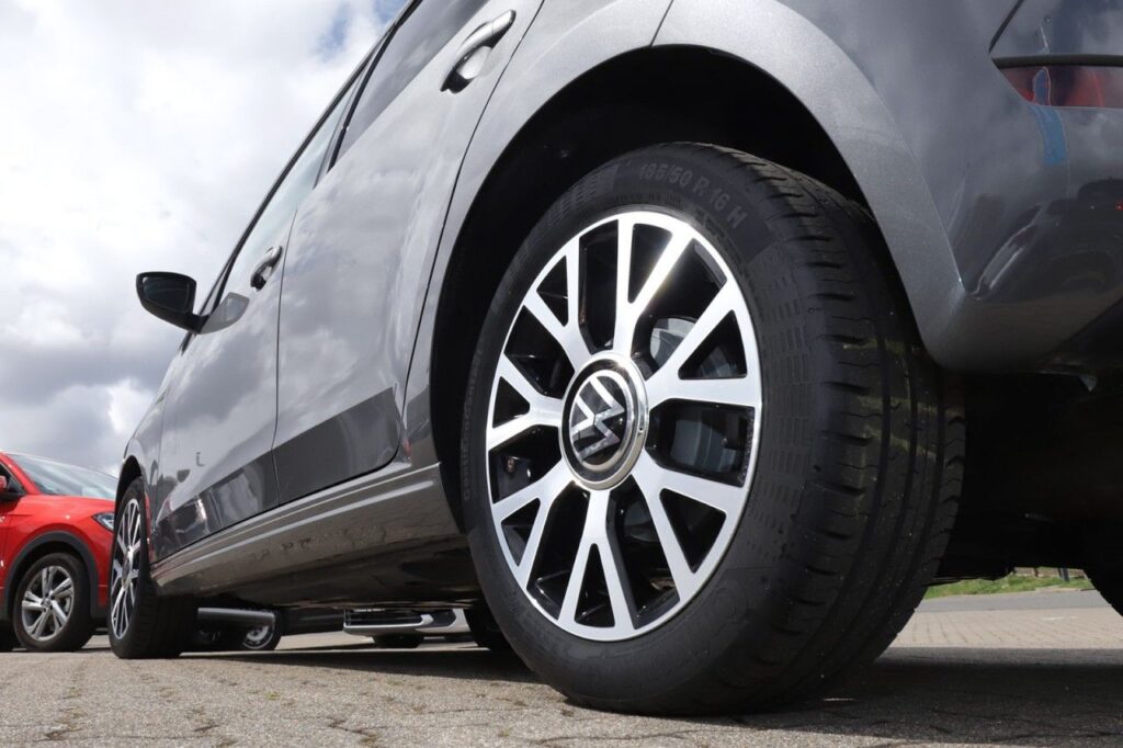 Volkswagen e-up! Exposé-Bild 5