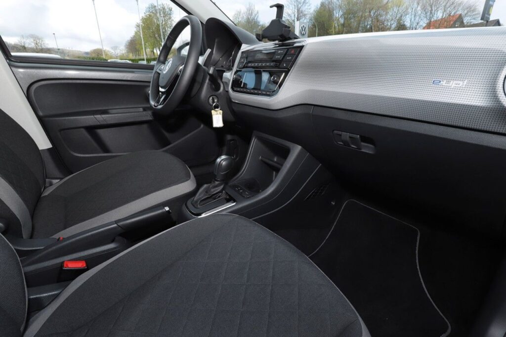 Volkswagen e-up! Exposé-Bild 8