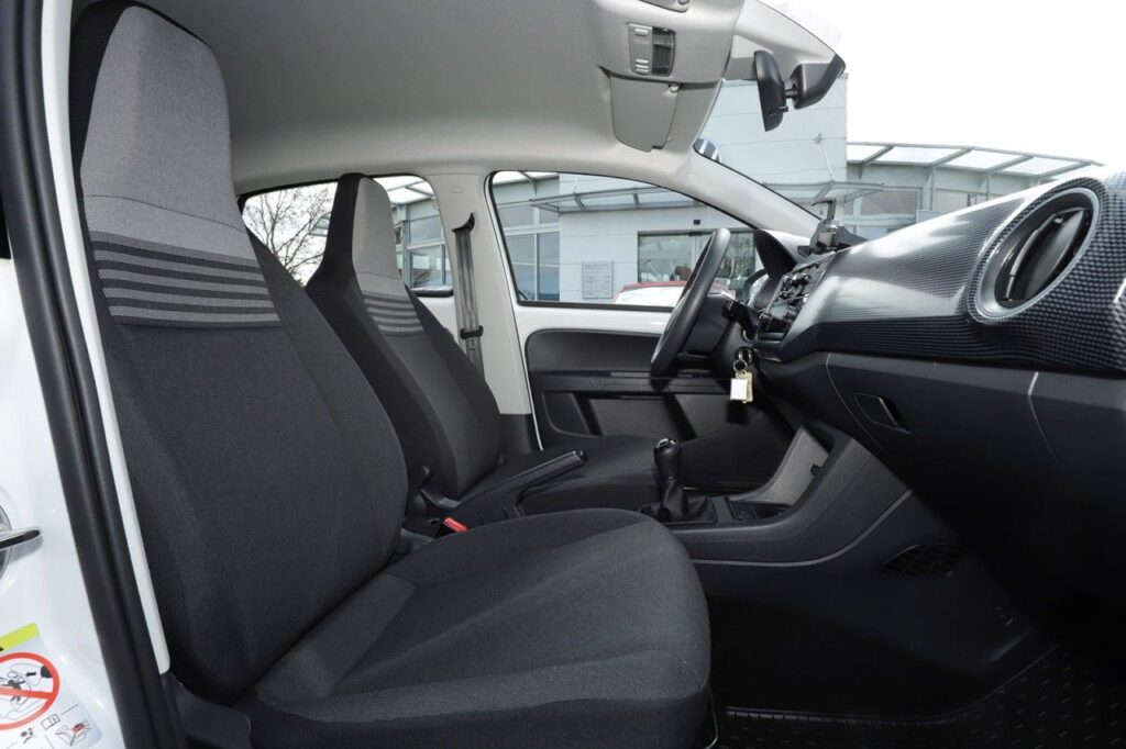 Volkswagen up! Exposé-Bild 7