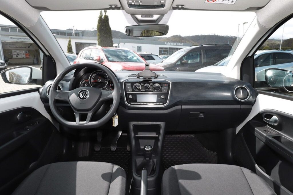 Volkswagen up! Exposé-Bild 10