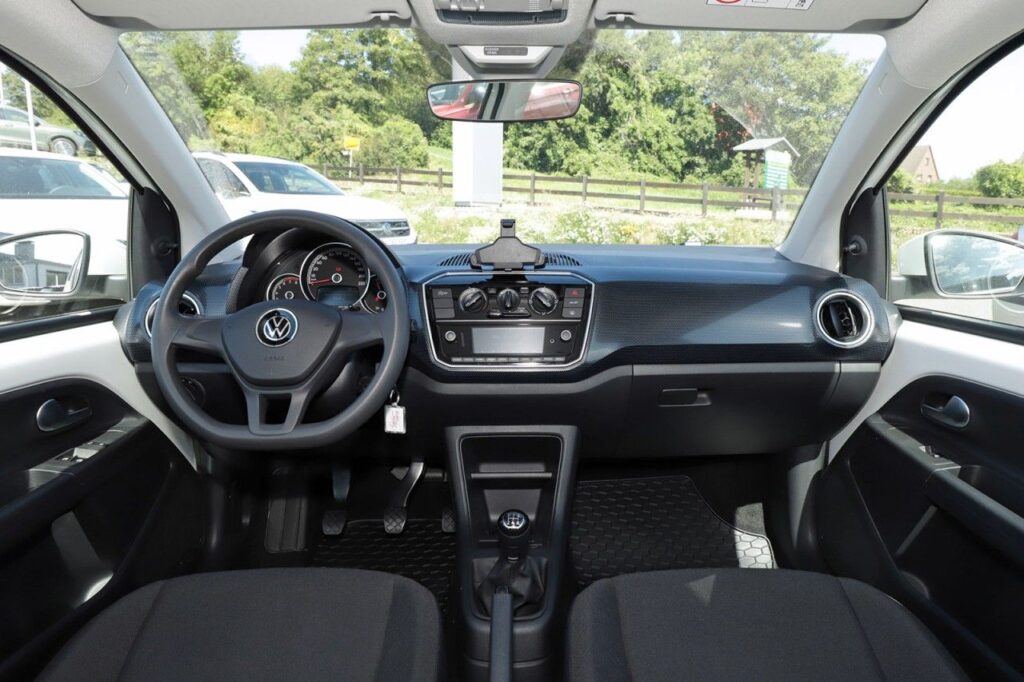 Volkswagen up! Exposé-Bild 9