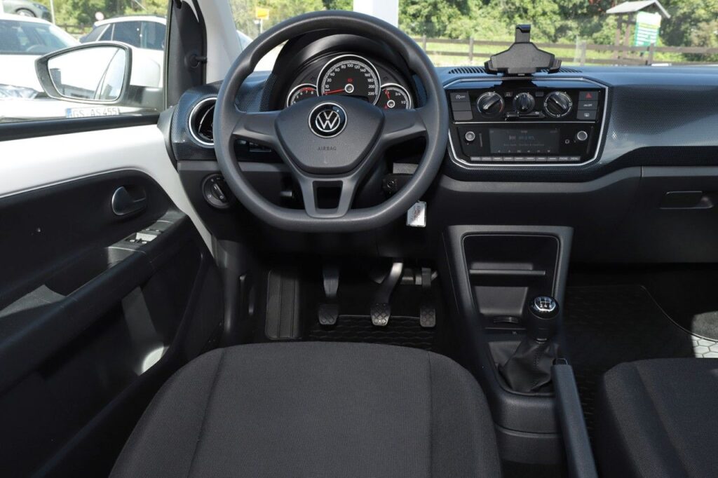 Volkswagen up! Exposé-Bild 10