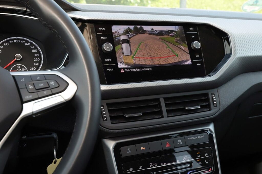 Volkswagen T-Cross Exposé-Bild 15