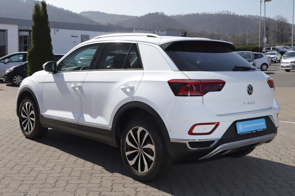 Volkswagen T-Roc Exposé-Bild 4