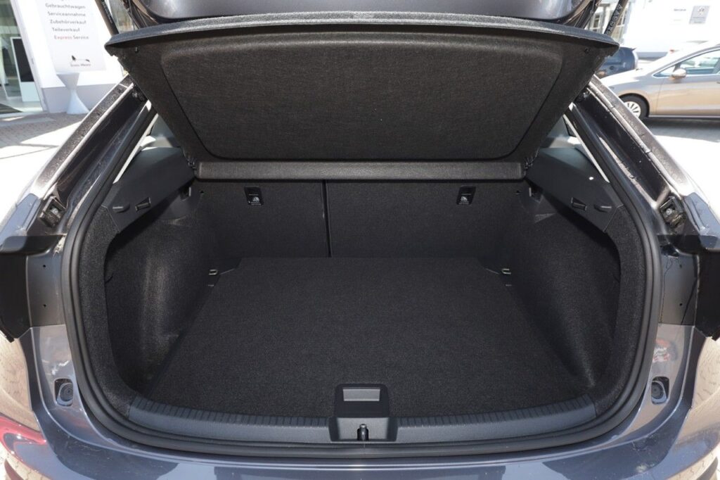 Volkswagen Taigo Exposé-Bild 6