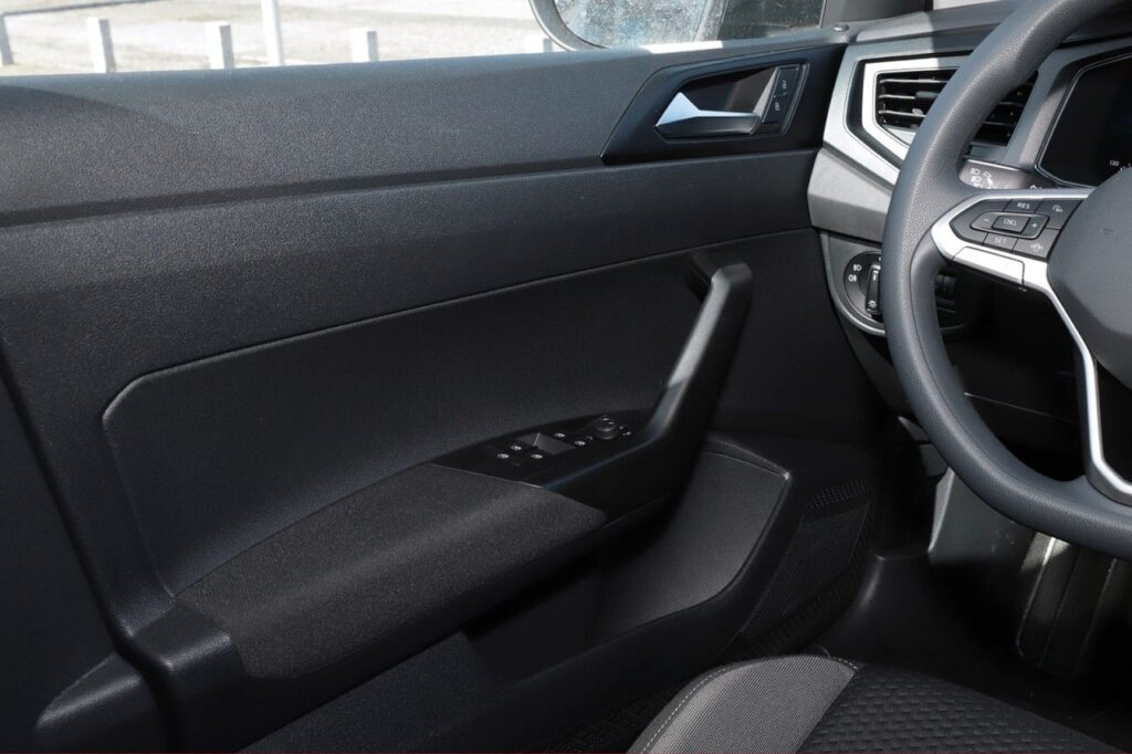 Volkswagen Taigo Exposé-Bild 16