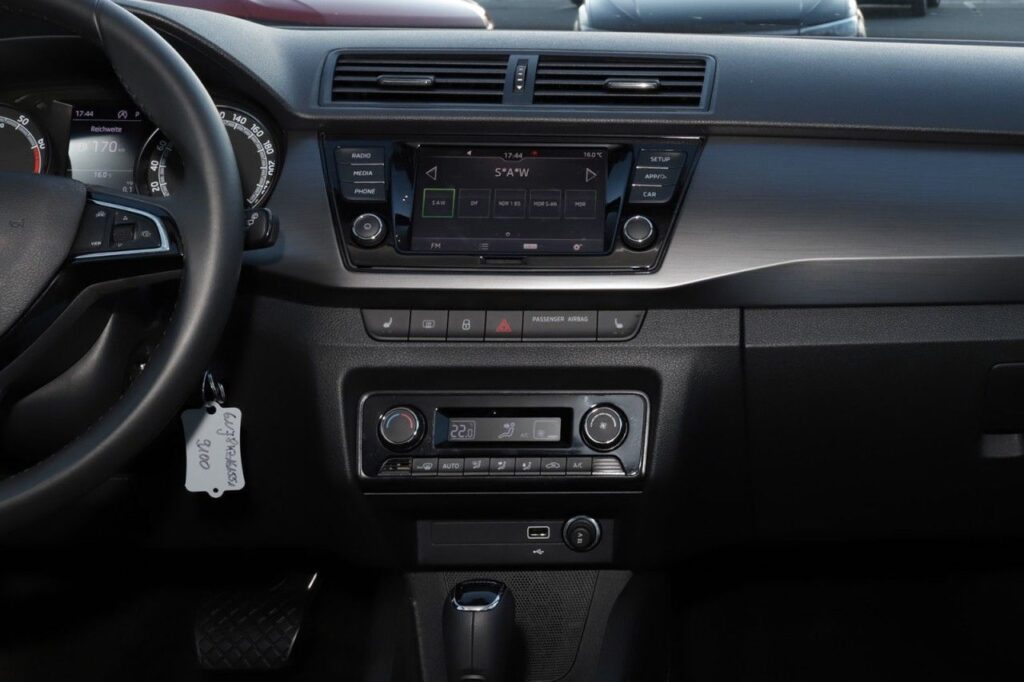 Skoda Fabia Exposé-Bild 12