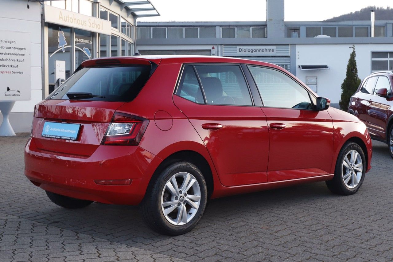 Skoda Fabia Exposé-Bild 3