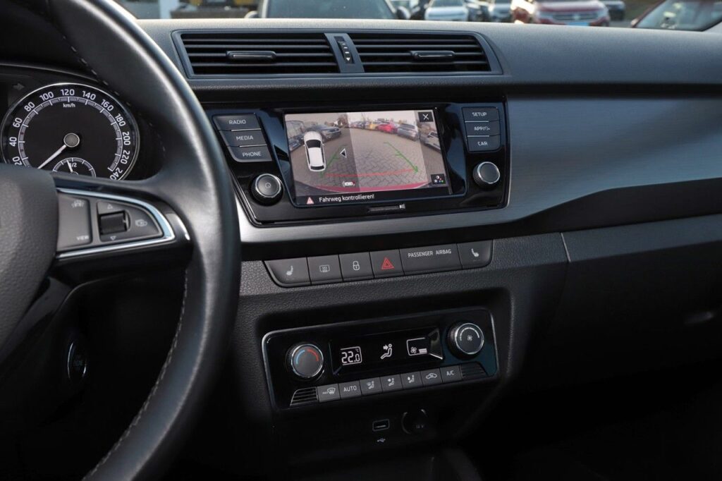 Skoda Fabia Exposé-Bild 15