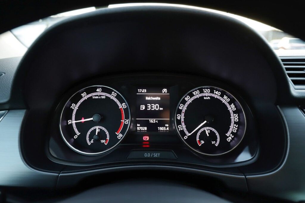 Skoda Fabia Exposé-Bild 16