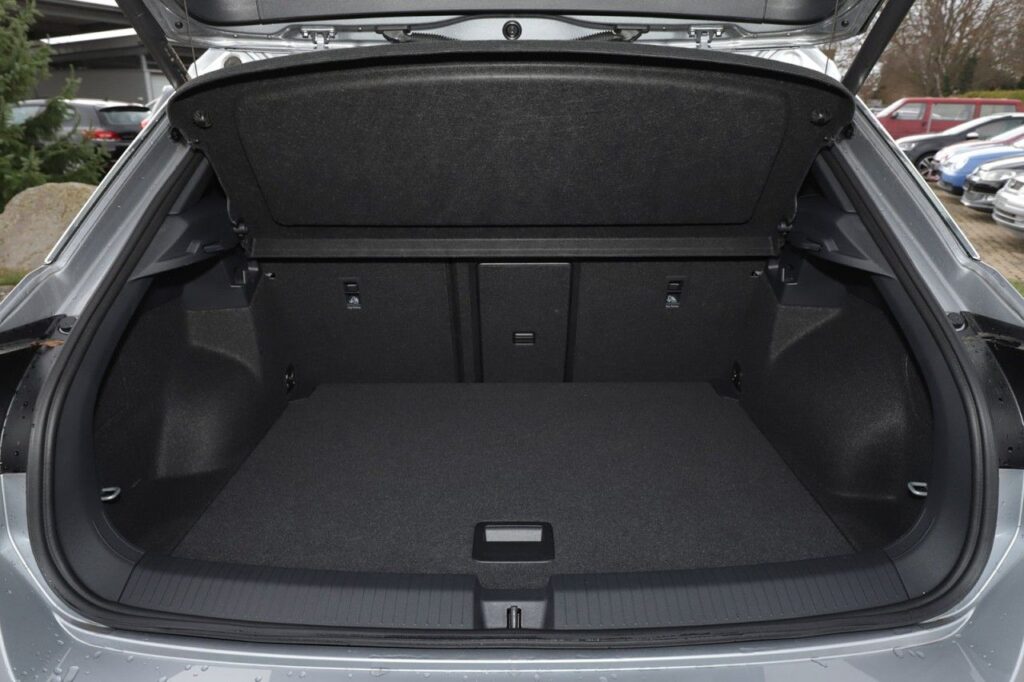Volkswagen T-Roc Exposé-Bild 6