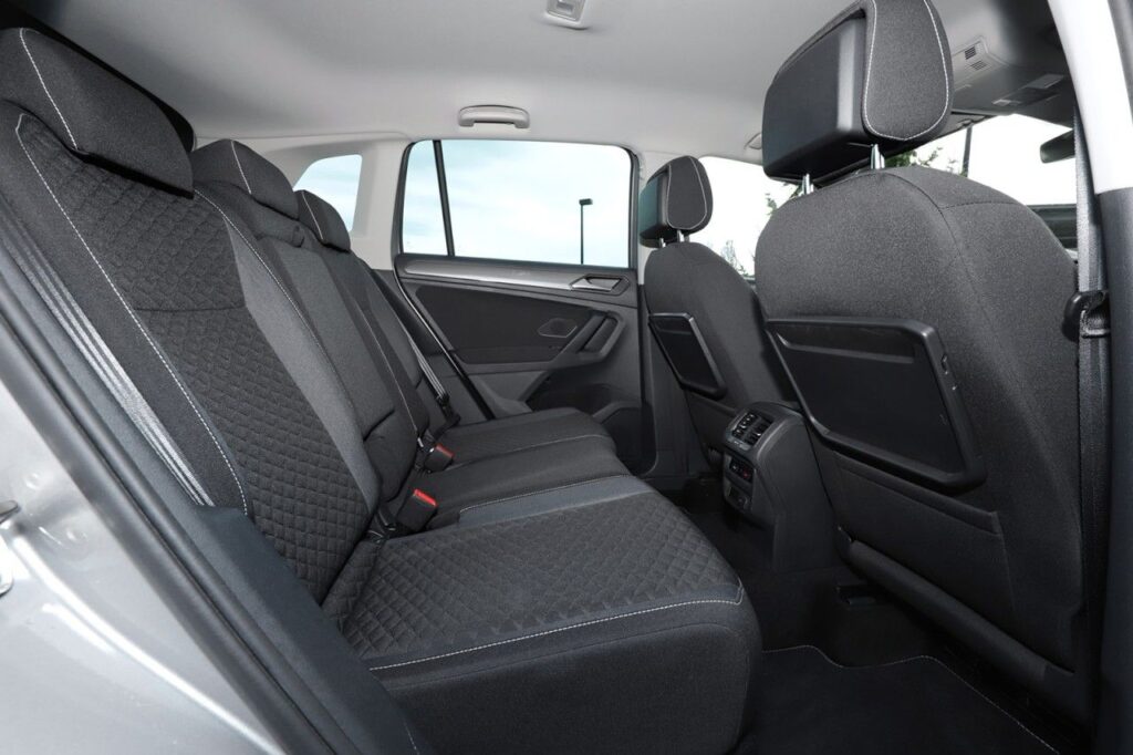 Volkswagen Tiguan Exposé-Bild 9