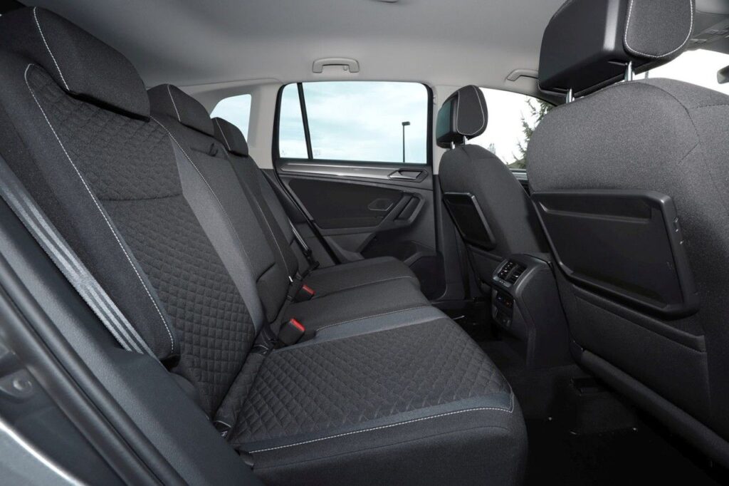 Volkswagen Tiguan Exposé-Bild 9