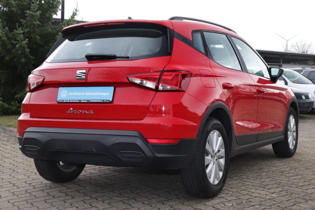 Seat Arona Exposé-Bild 3