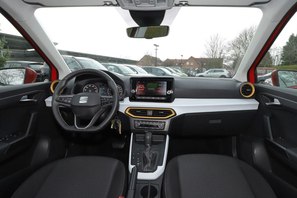 Seat Arona Exposé-Bild 10