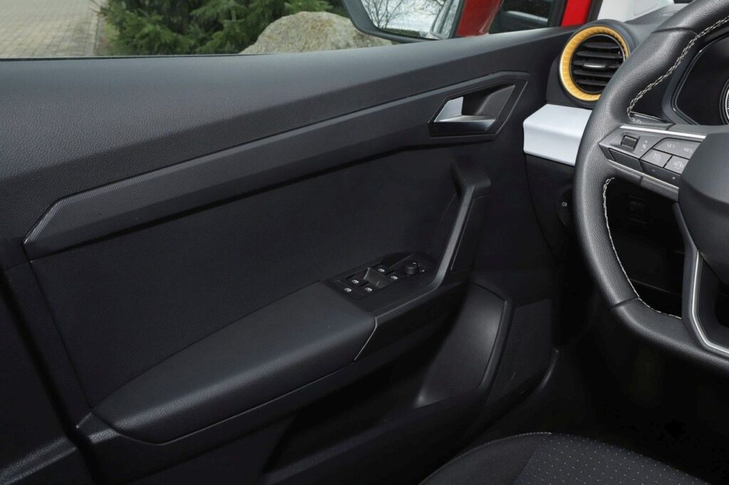 Seat Arona Exposé-Bild 15