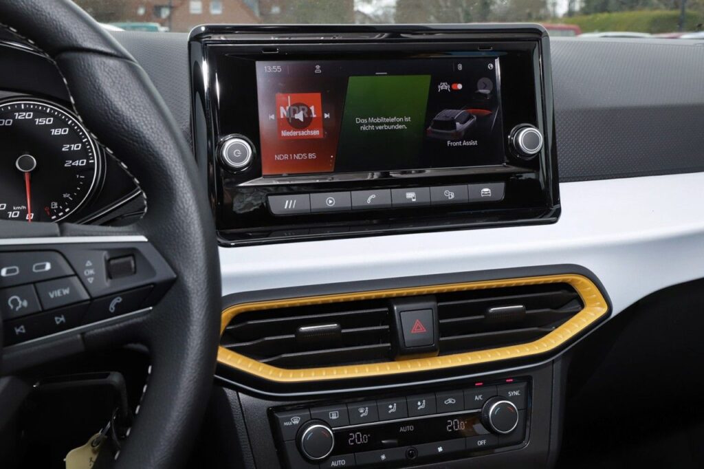 Seat Arona Exposé-Bild 16