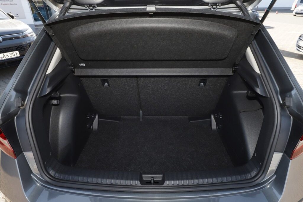 Skoda Fabia Exposé-Bild 6