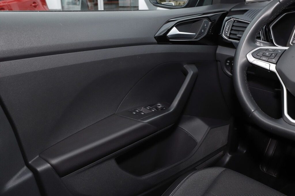 Volkswagen T-Cross Exposé-Bild 13